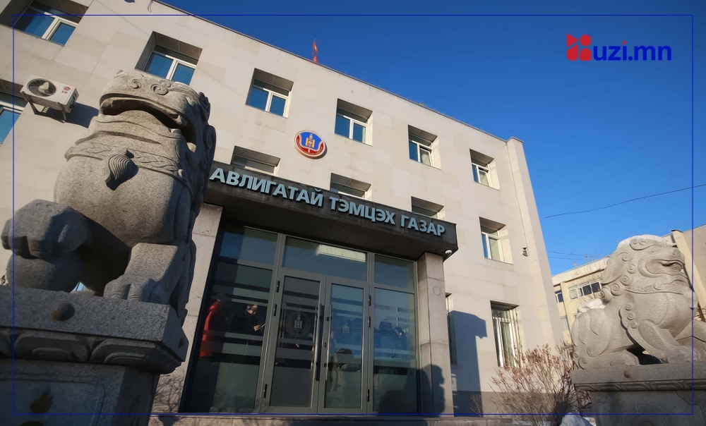 Нийтийн албан тушаалтанд хахууль санал болгосон иргэнийг шүүхээс торгох ялаар шийтгэв