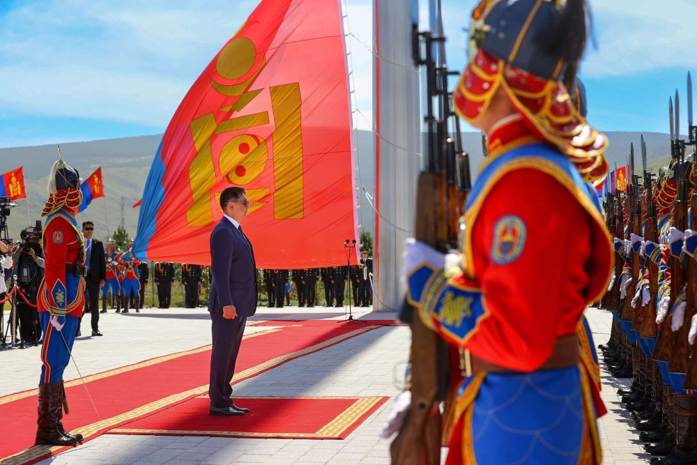 НҮБ-д гишүүнээр элссэн ойг тохиолдуулан Төрийн далбаа мандууллаа