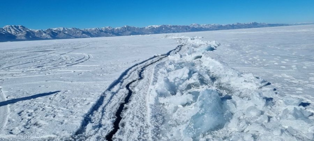 ХӨВСГӨЛ: Мөсөн дээгүүр зорчиход аюултай, хар хил гарчээ