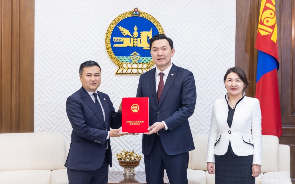 Аж ахуйн нэгжийн орлогын албан татварын тухай хуульд нэмэлт оруулах тухай хуулийн төслийг өргөн мэдүүлэв