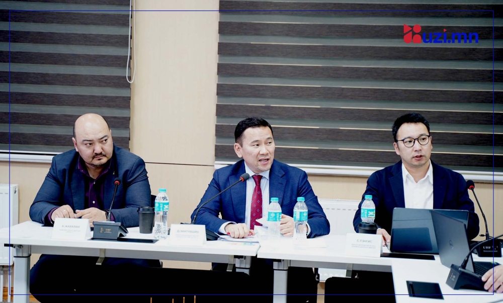 УИХ-ын Ажлын хэсэг Дархан-Уул аймагт ажиллаж, Зөвшөөрлийн тухай хуулийн хэрэгжилттэй танилцан олон нийтийн хэлэлцүүлэг явууллаа