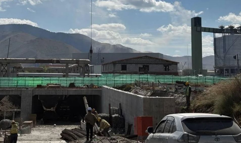 Төмөр зам доогуурх нүхэн гарцуудын бүтээн байгуулалтын нийт ажлын явц 74 хувийн гүйцэтгэлтэй үргэлжилж байна
